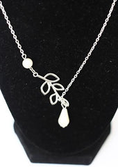 Silver Pearl/Leaf Necklace